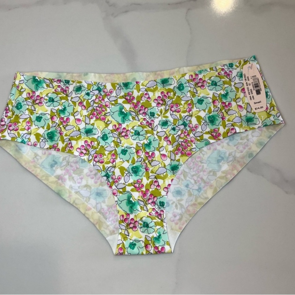 NWT Victoria's Secret Incredible Floral Satin No Show HipHugger Panties Small S